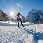 Hotel Arthur's Und Am Achensee 4*